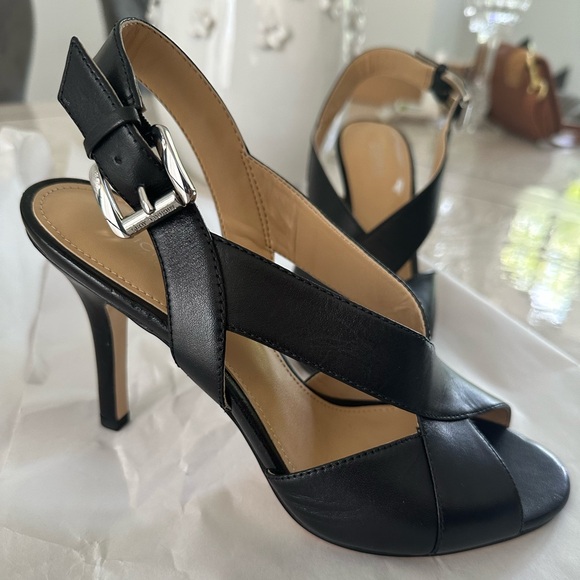 New Black Michael Kors Heels - Picture 4 of 5